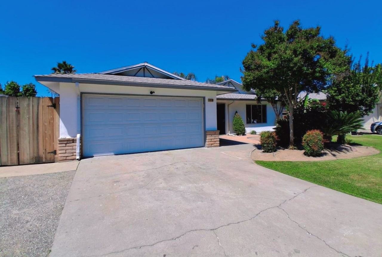 1338 Adler Dr - Photo 3 of 27