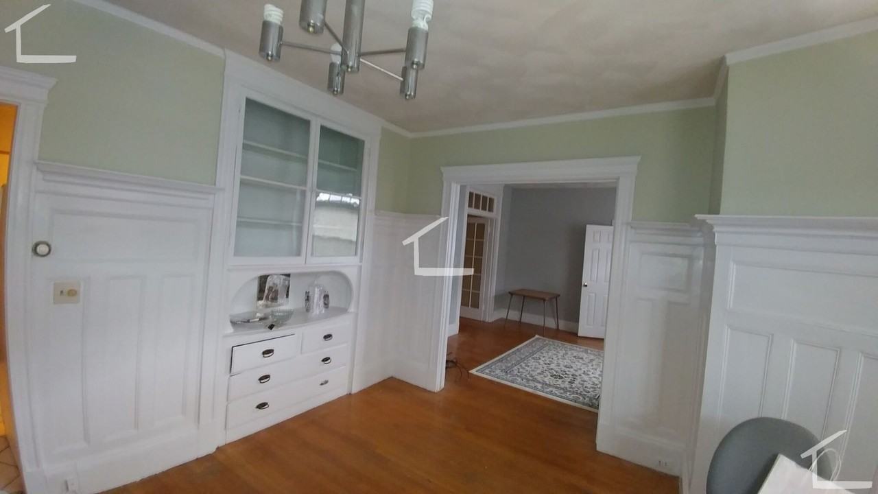 1885 Beacon St - Photo 4 of 16