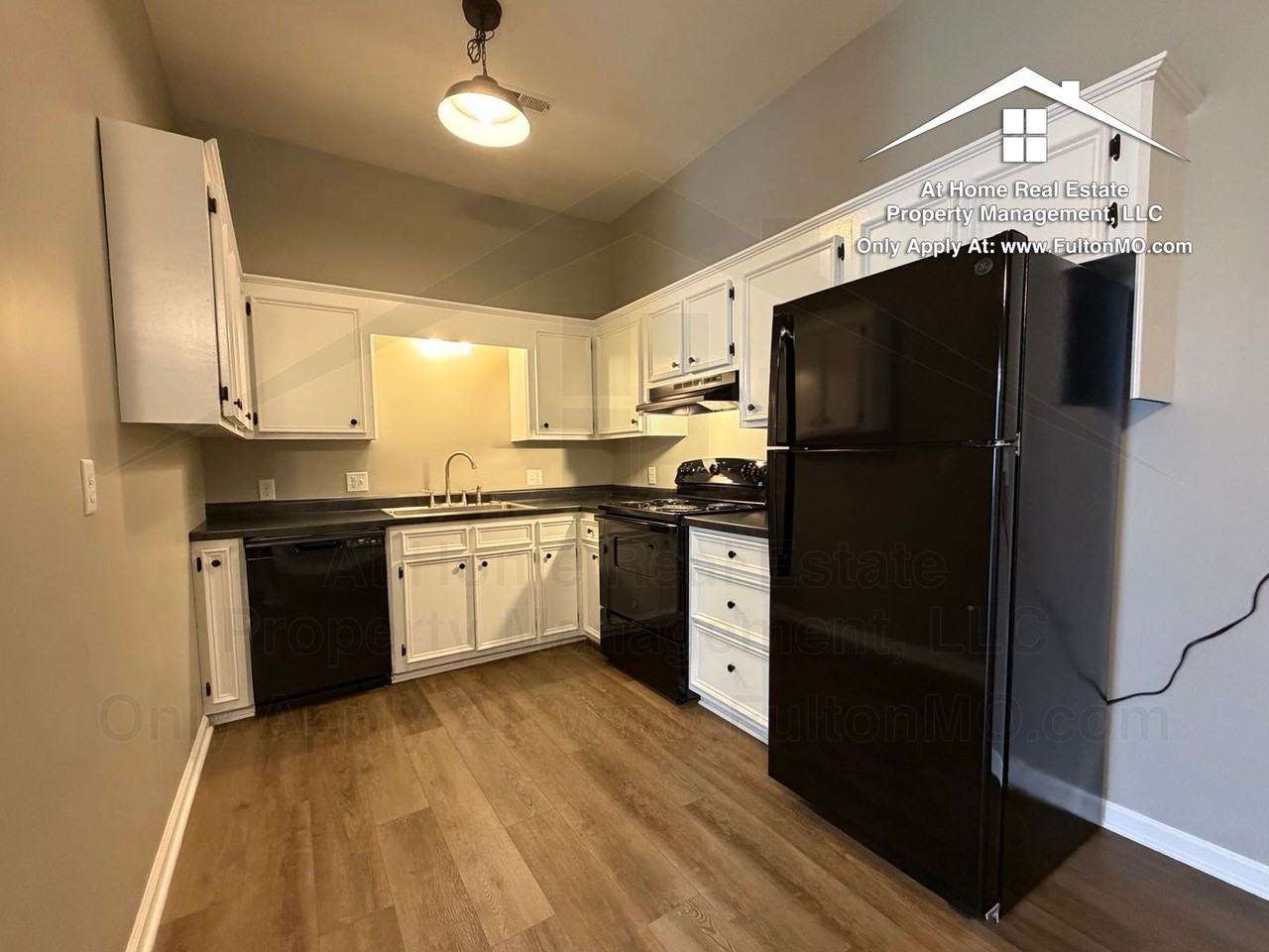 13 W 5th St - Photo 5 of 22