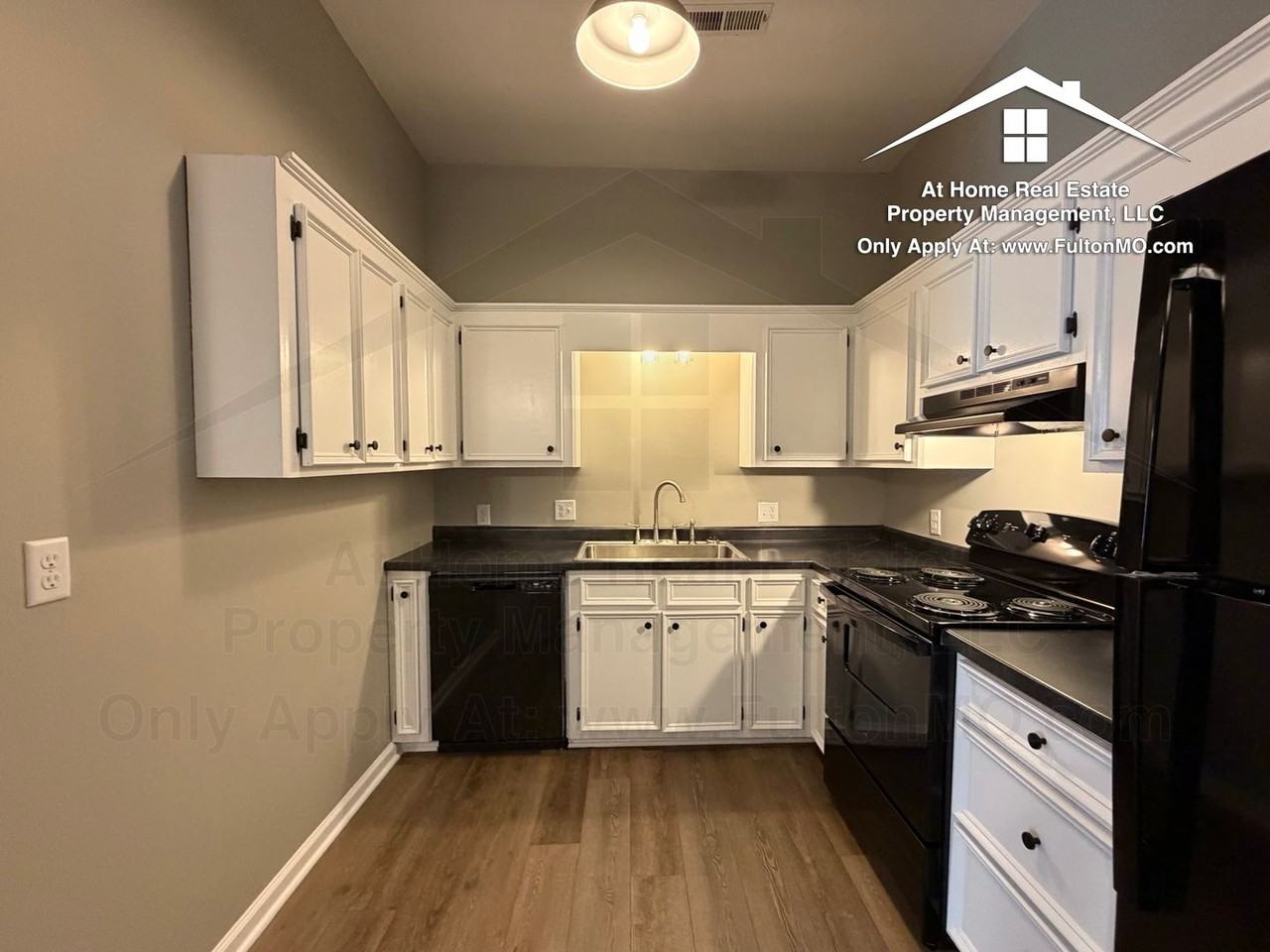 13 W 5th St - Photo 6 of 22