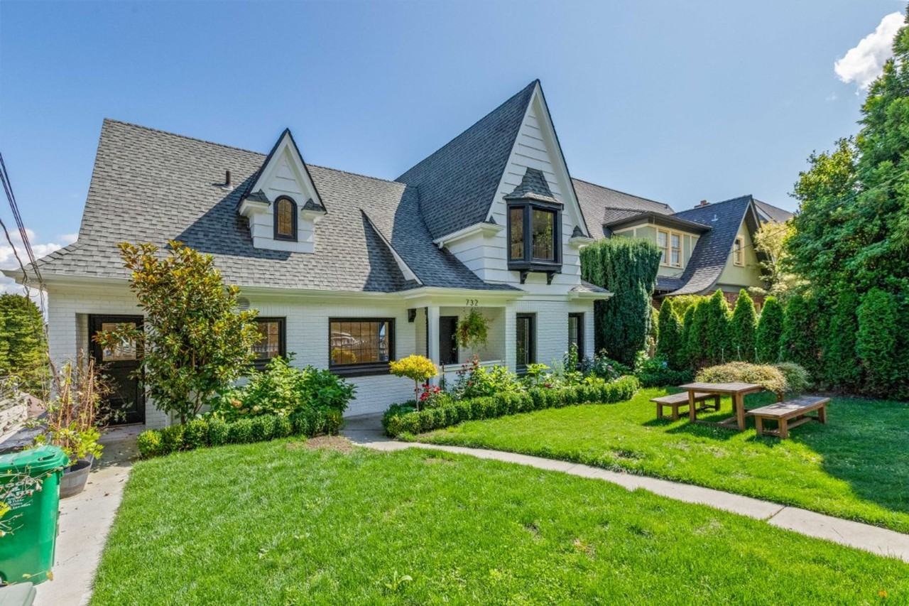 732 36th Ave - Photo 3 of 46