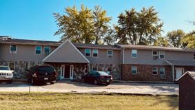 Pekin Place Apartments - Photo 1 of 1