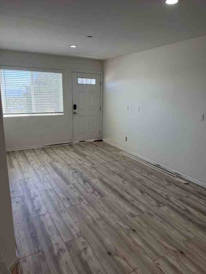 North Pacific Beach, 2 bedroom 2 bath with panoramic views of Ocean and Mission Bay - Photo 2 of 16