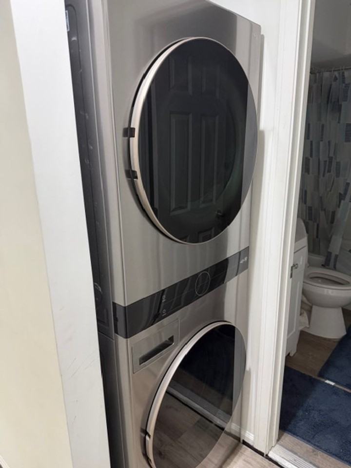 North Pacific Beach, 2 bedroom 2 bath with panoramic views of Ocean and Mission Bay - Photo 3 of 16