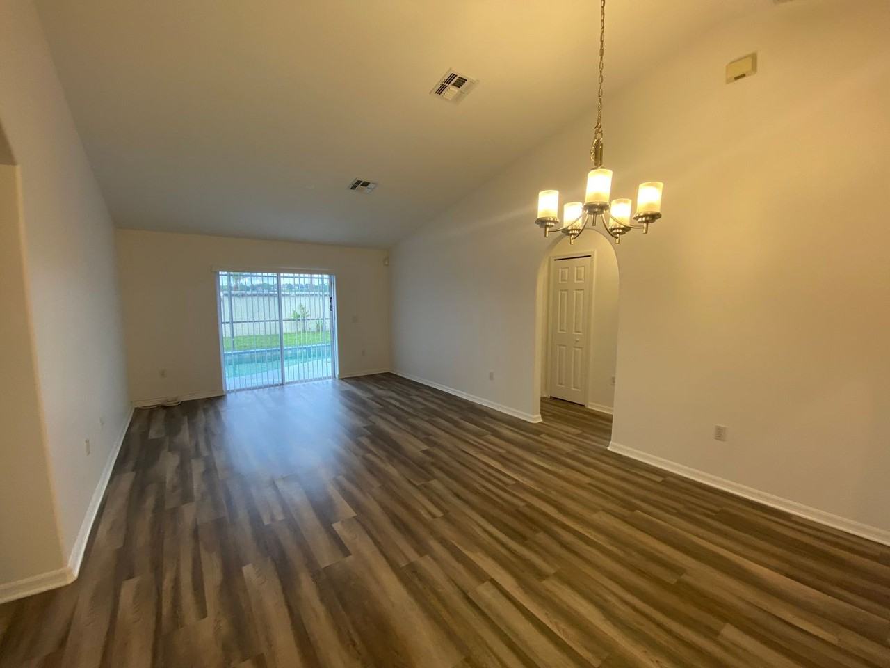 2609 Autumn Creek Cir - Photo 4 of 28