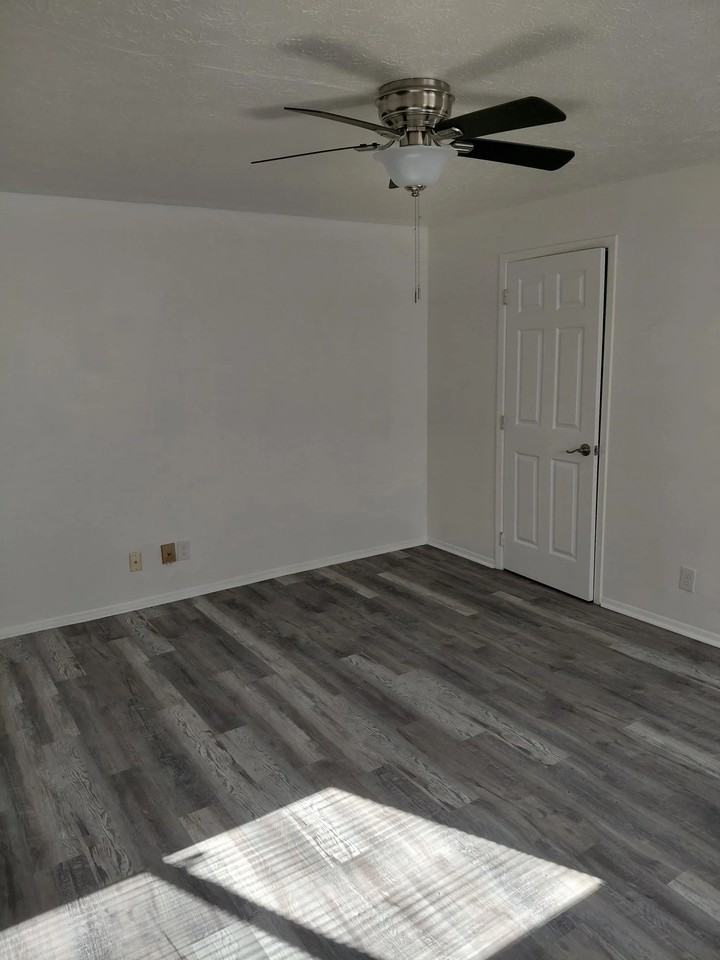 350 Vista Dr #1 - Photo 5 of 20