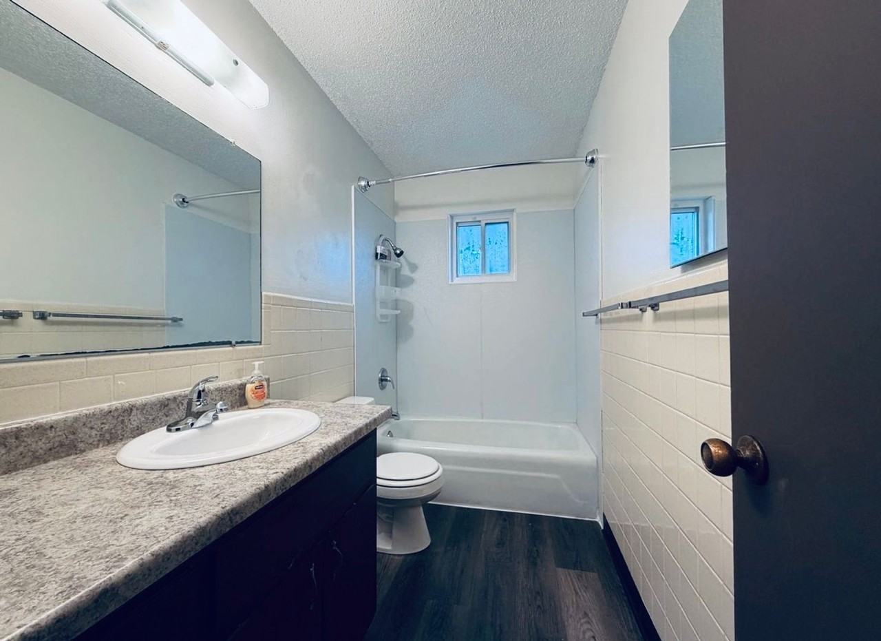 1963 S Martinson Ave - Photo 4 of 7