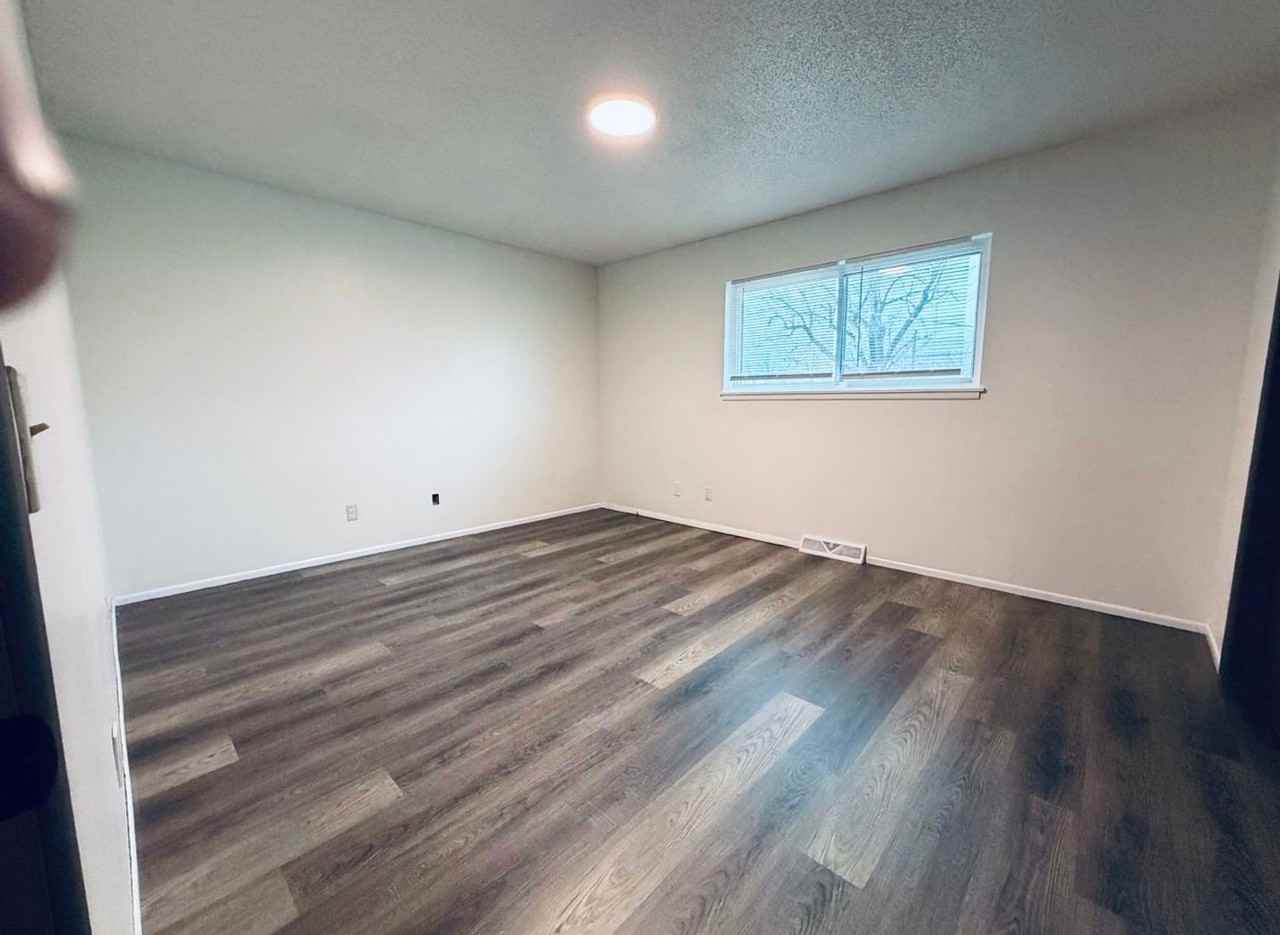 1963 S Martinson Ave - Photo 5 of 7