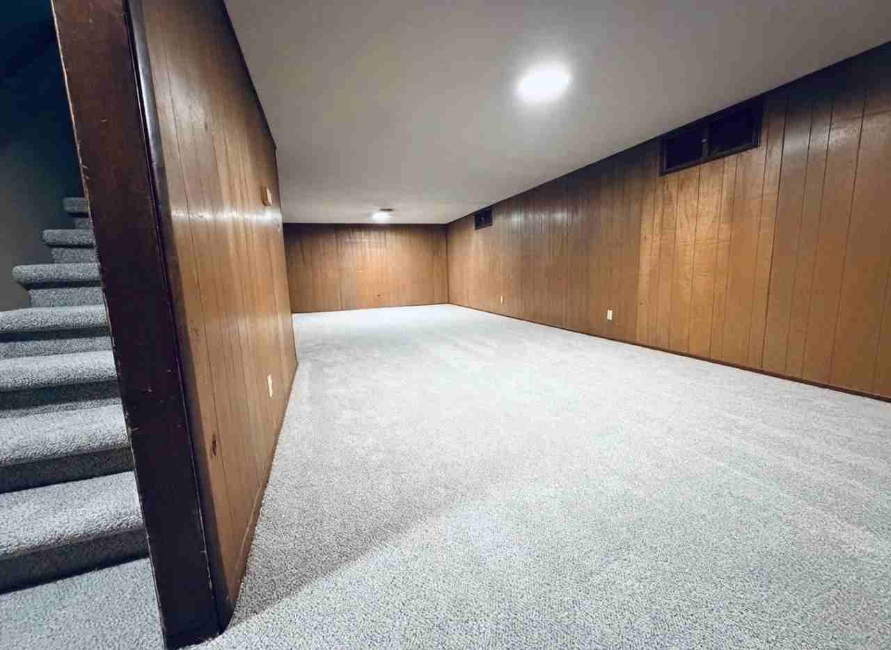 1963 S Martinson Ave - Photo 7 of 7