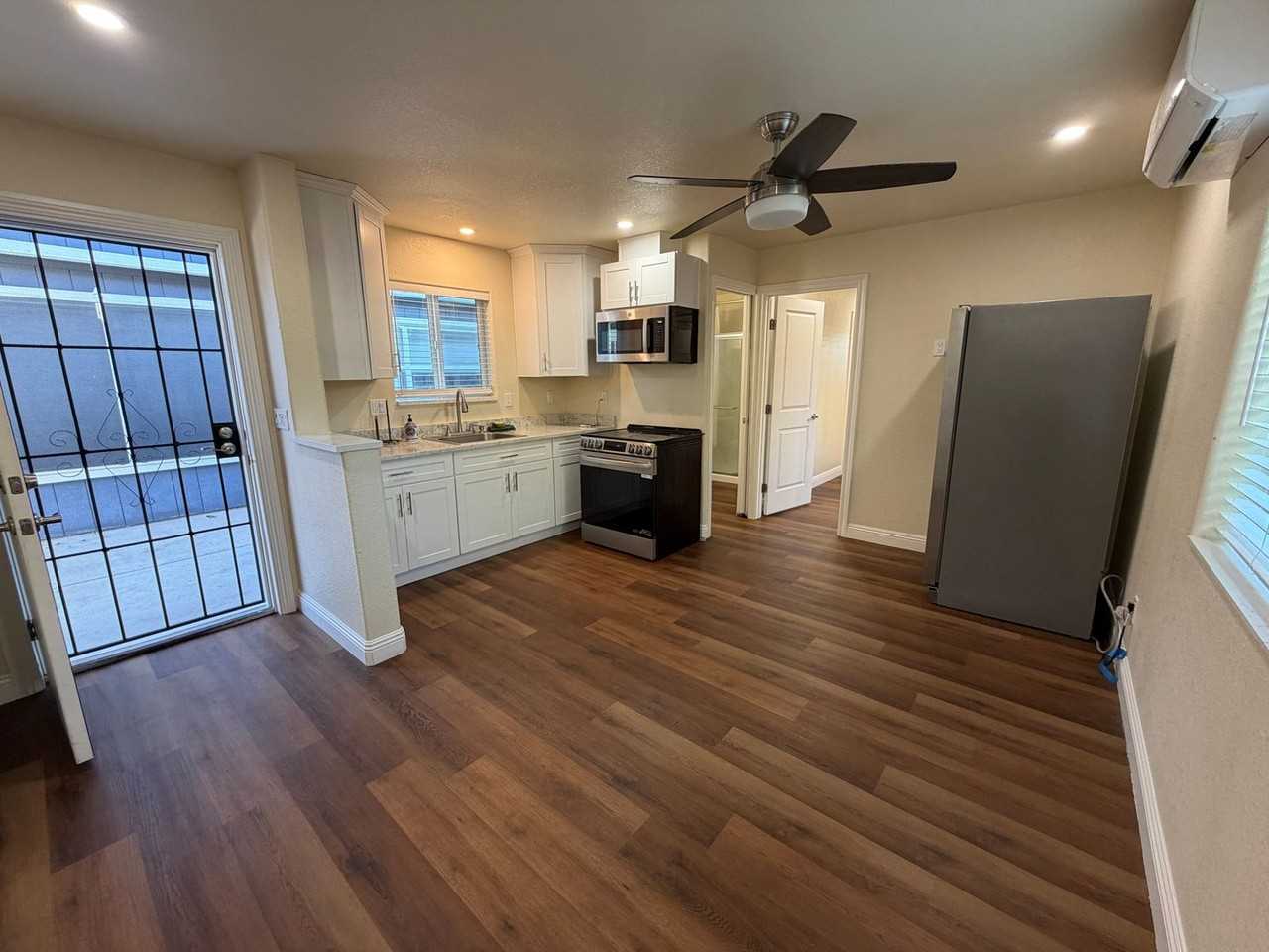 8231 Hardester Dr - Photo 4 of 26