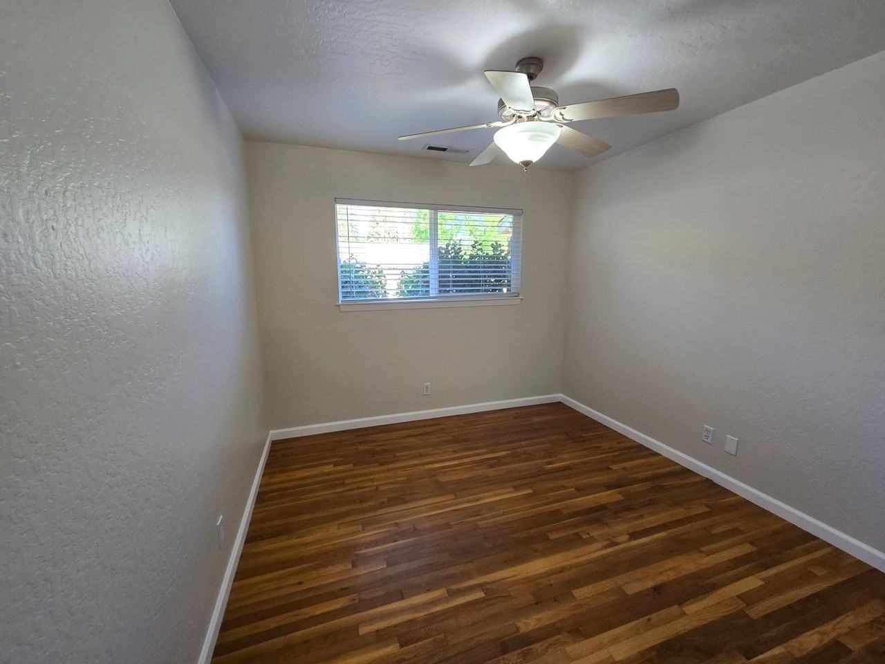 809 Forest Glade Cir - Photo 6 of 17