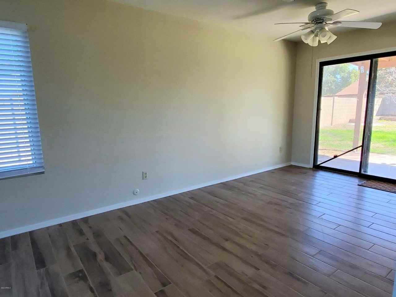 5513 W Folley St - Photo 7 of 17