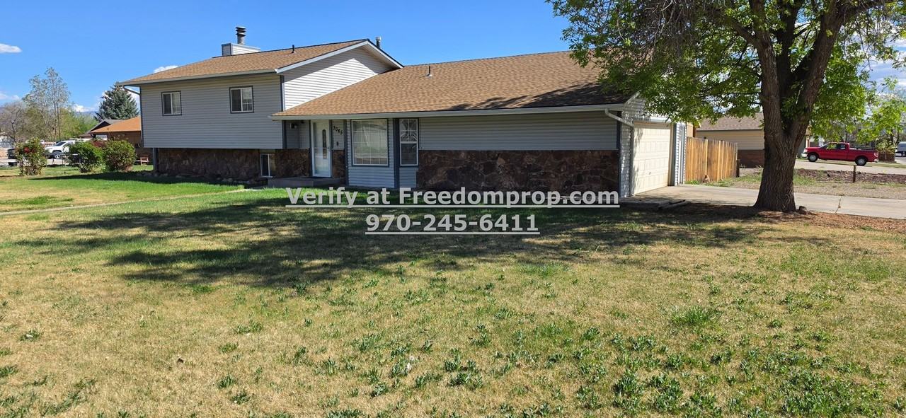 3045 E 1/4 Rd - Photo 2 of 16