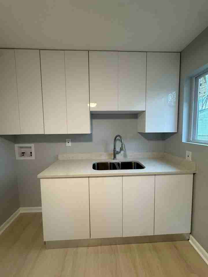 2000 Williams St - Photo 3 of 6