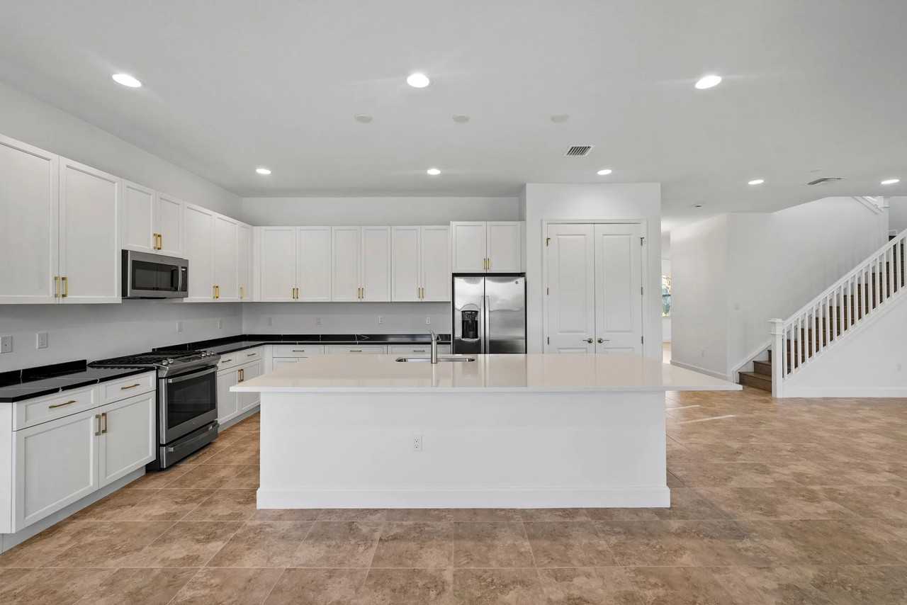 20800 Thistle Leaf Ln - Photo 6 of 18