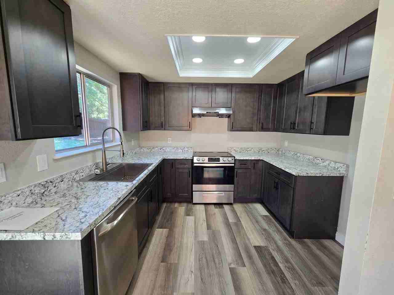 928 Mikkelsen Dr - Photo 6 of 15