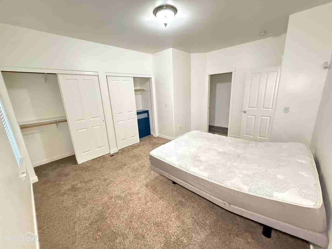 1501 S 71st Ave - Photo 6 of 16