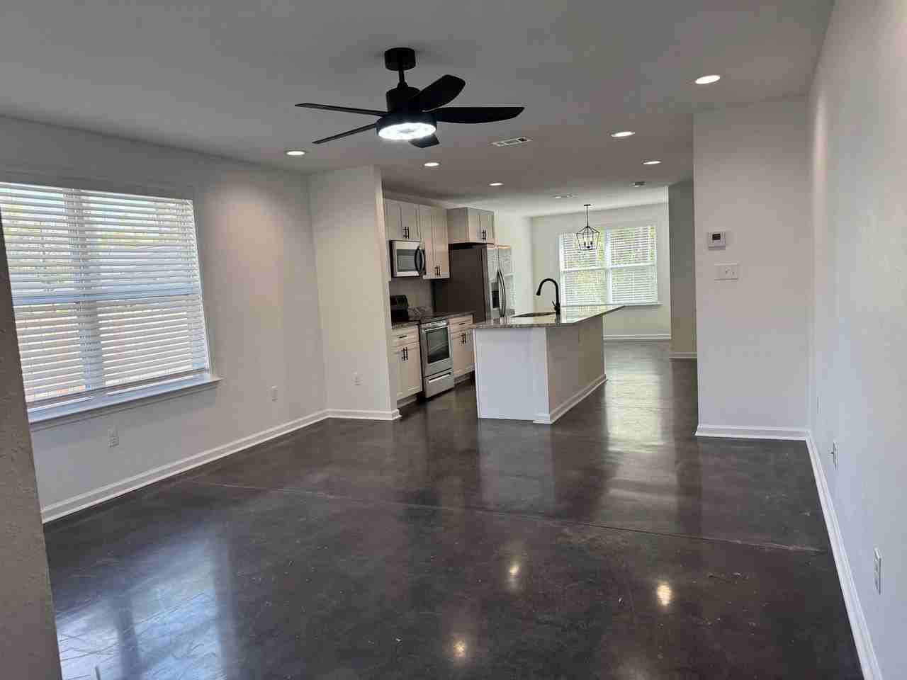 25 Graham Trl - Photo 2 of 8