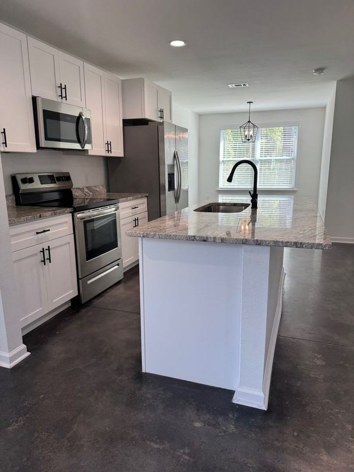 25 Graham Trl - Photo 3 of 8