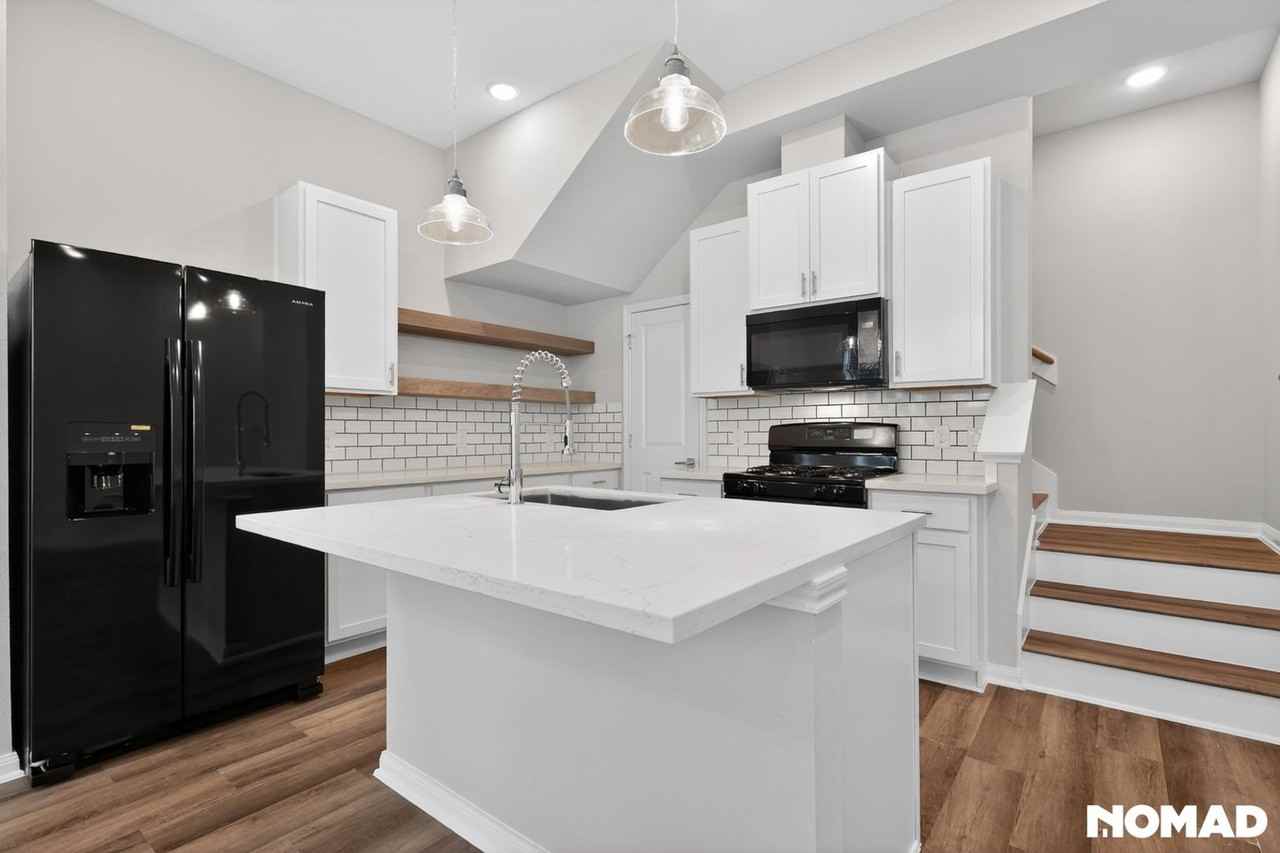 208 Clark Meadows Ln - Photo 5 of 37