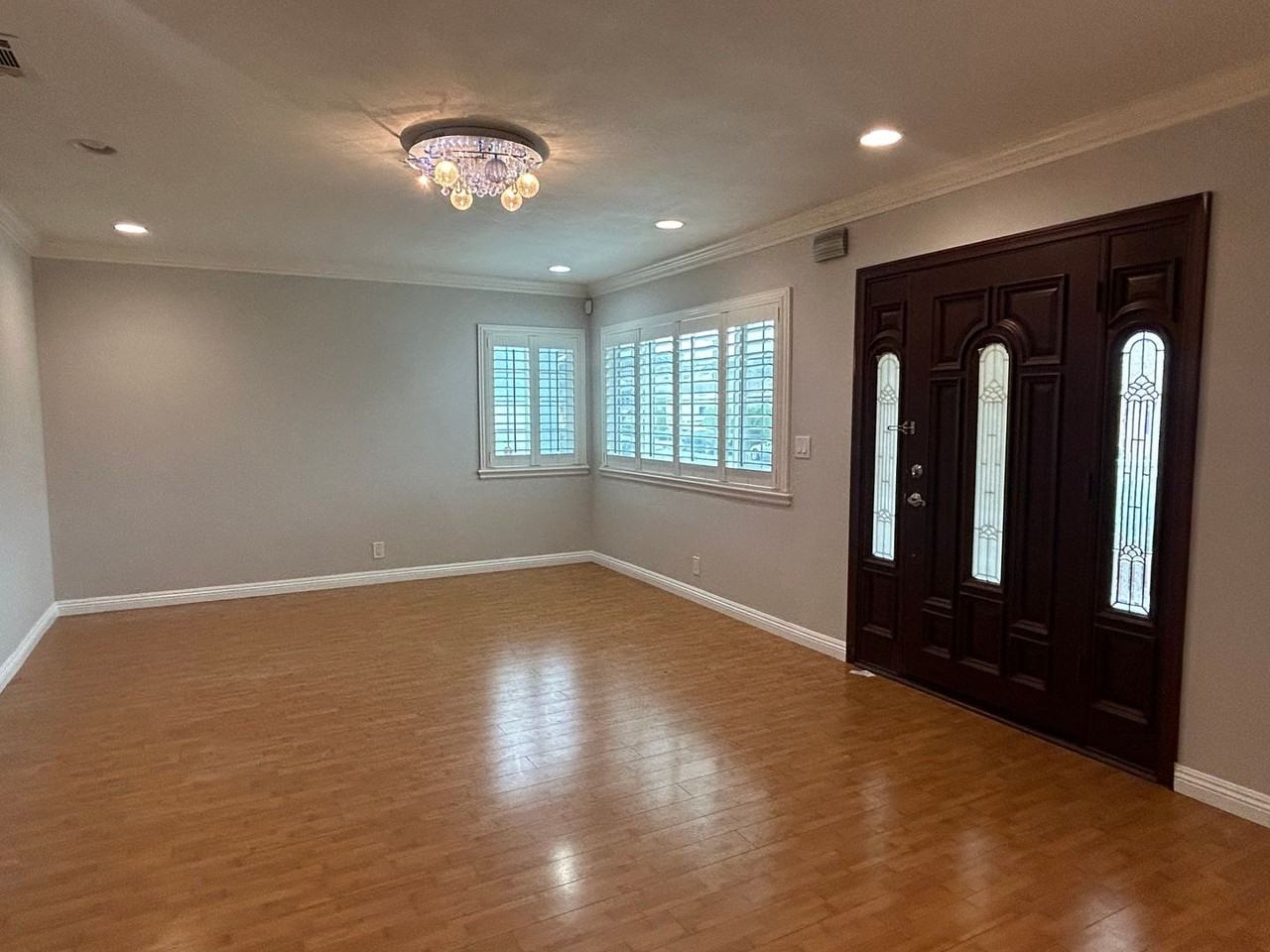 2017 S Isabella Ave - Photo 6 of 23