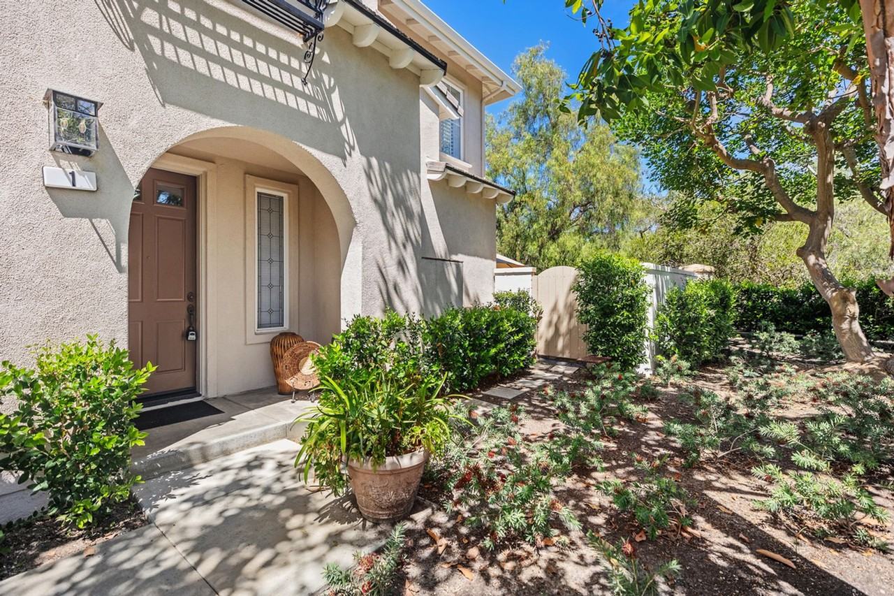 1 Calle Viveza - Photo 3 of 44