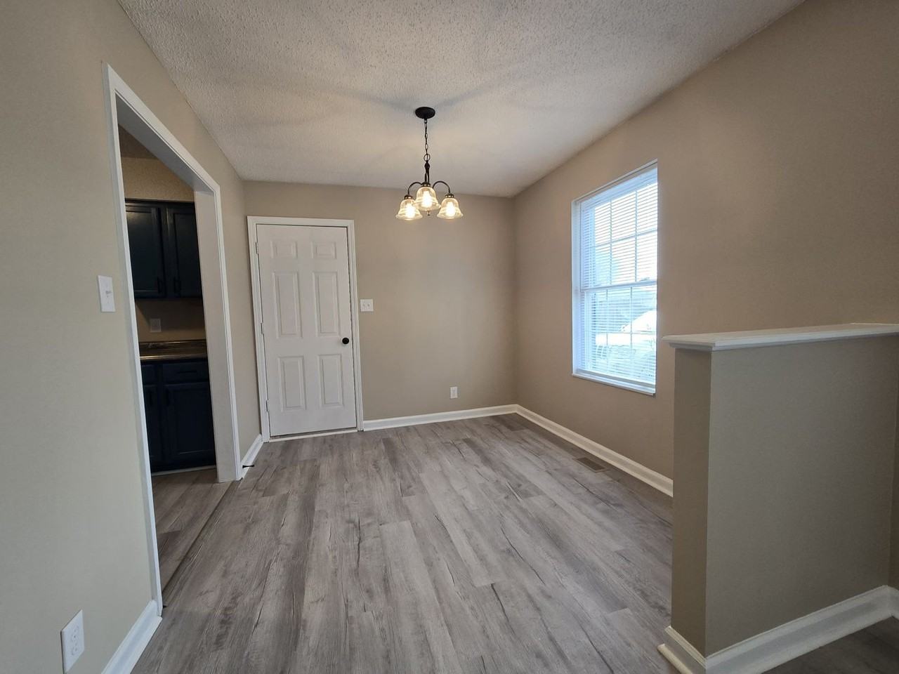 415 Carter Rd - Photo 4 of 20