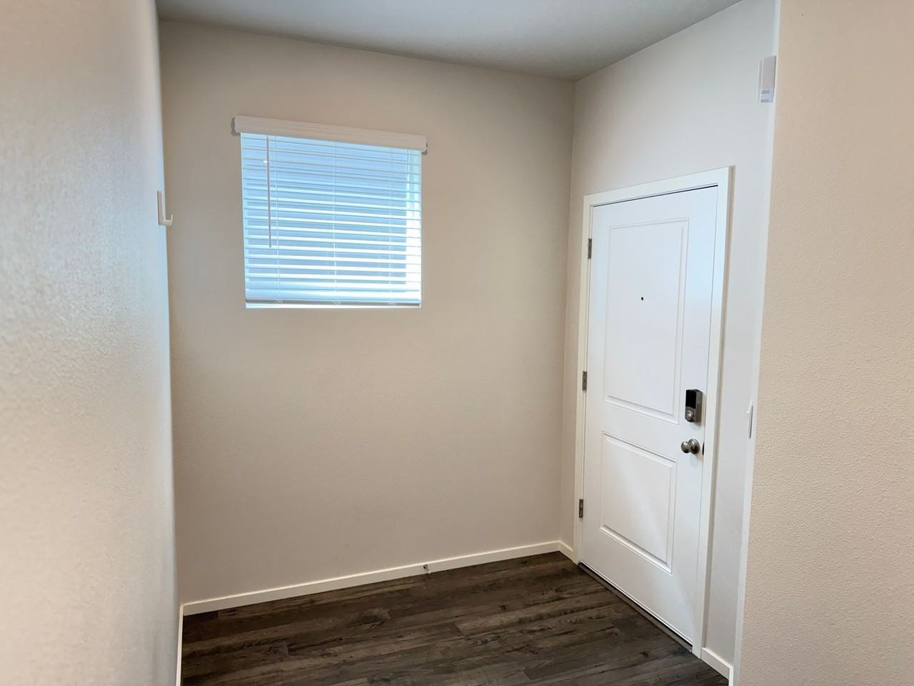 2623 Fenya St - Photo 7 of 50