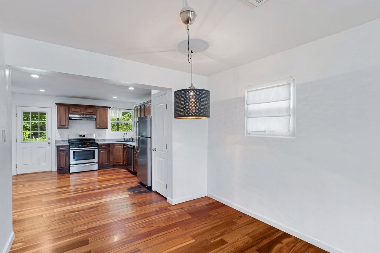 6742 N 23rd Dr - Photo 3 of 22