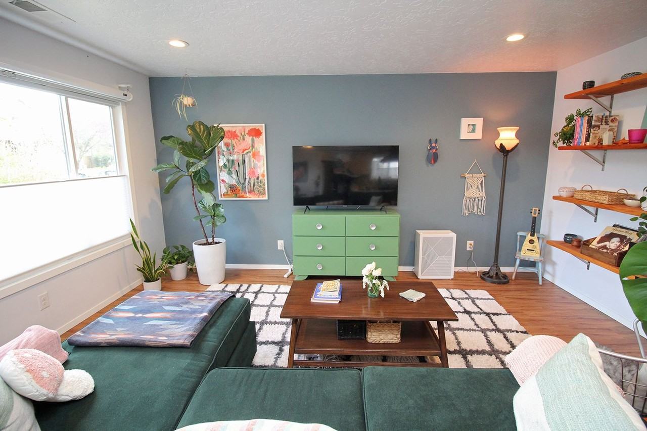 205 Ne 79th Ave - Photo 4 of 23