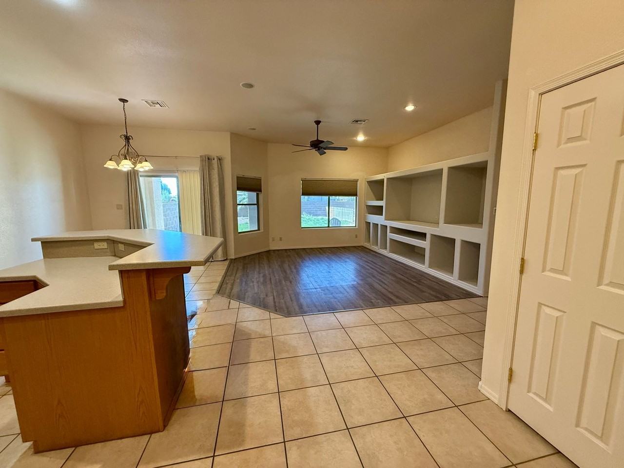 11785 E Calle Gaudi - Photo 4 of 23