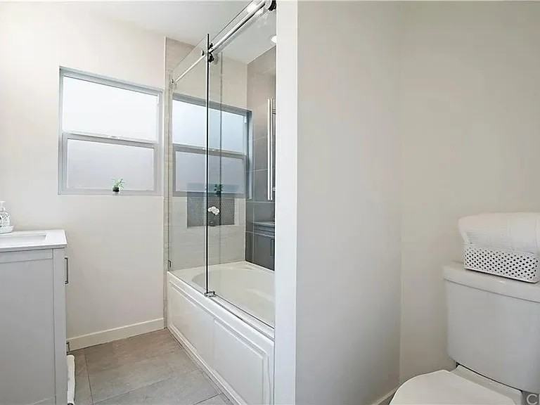 5139 Mccallum Ave - Photo 7 of 7