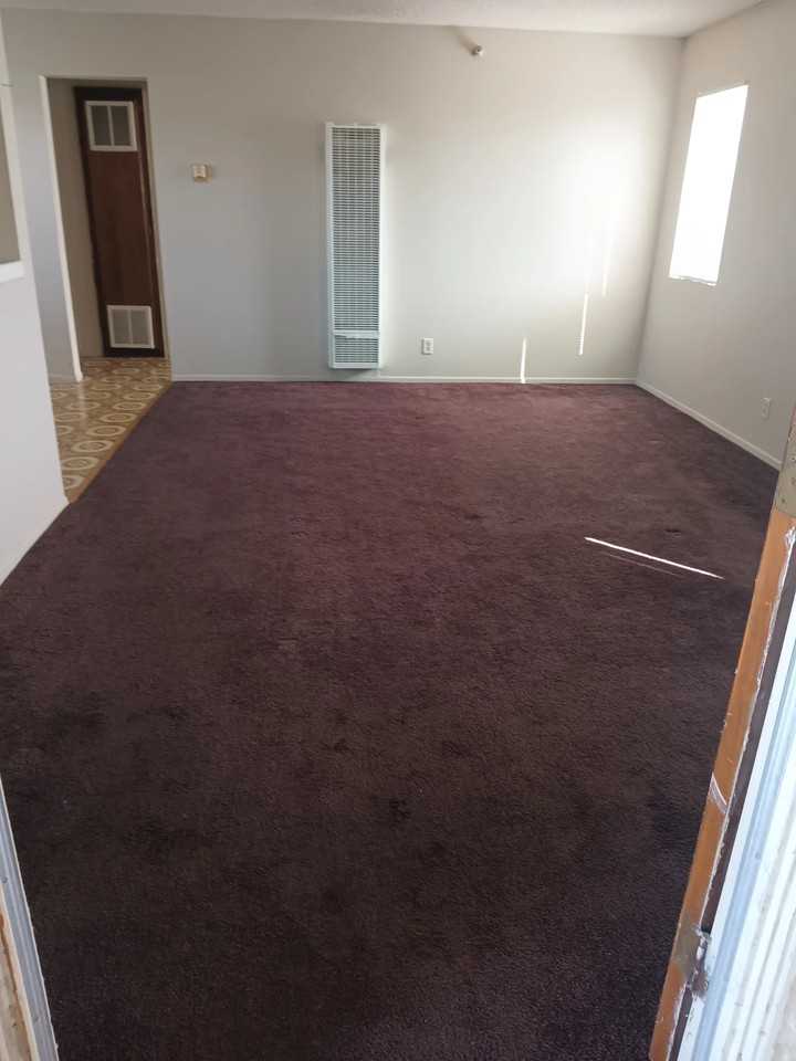 11609 Oxford Ave - Photo 3 of 7