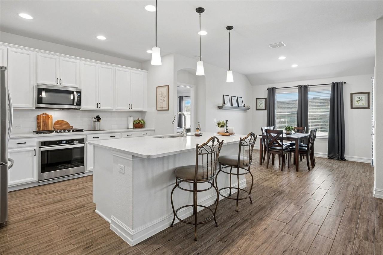 1324 Millican Ln - Photo 4 of 17