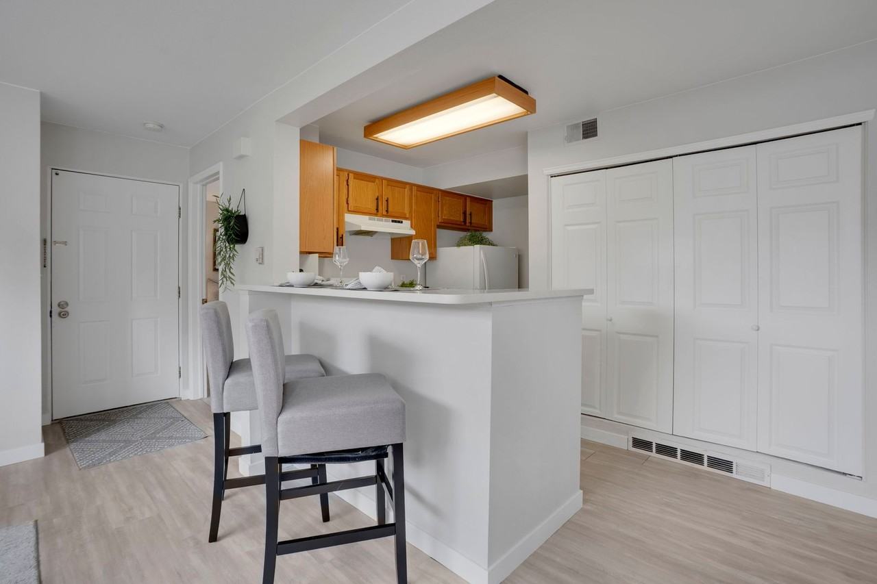 6702 S Ivy Way #B6 - Photo 6 of 25