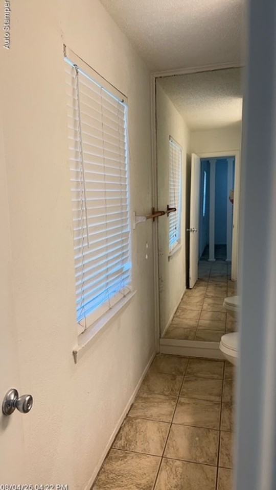 109 Kevin Ln - Photo 4 of 40