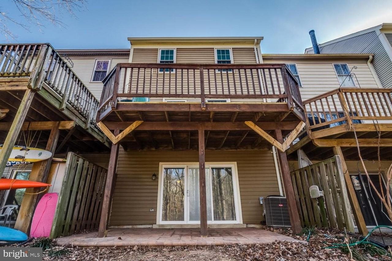 33 Lake Park Ct #395 - Photo 4 of 37