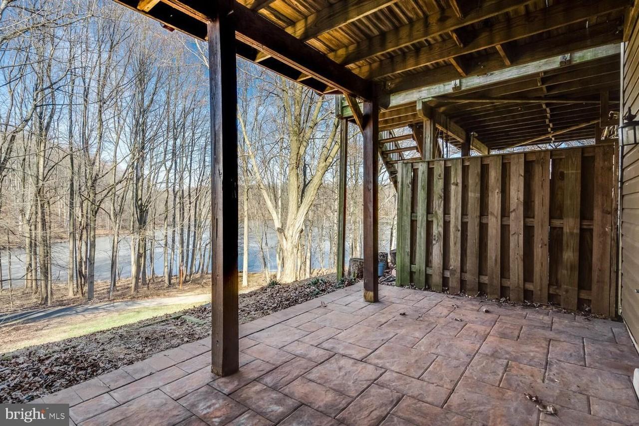 33 Lake Park Ct #395 - Photo 6 of 37