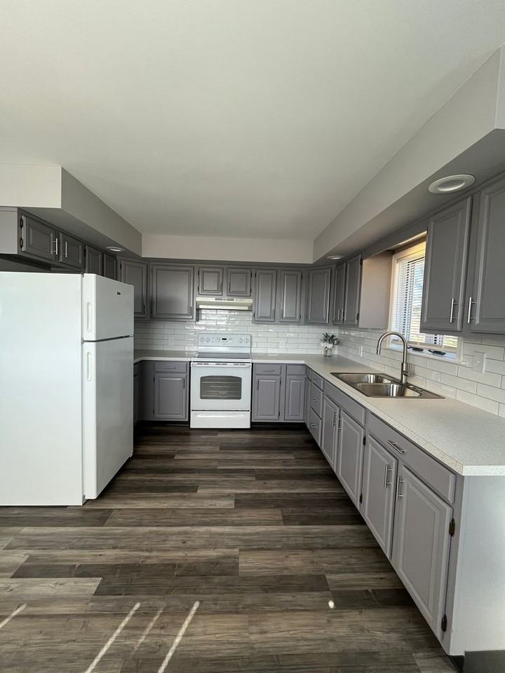 8467 Airport Rd - Photo 4 of 18