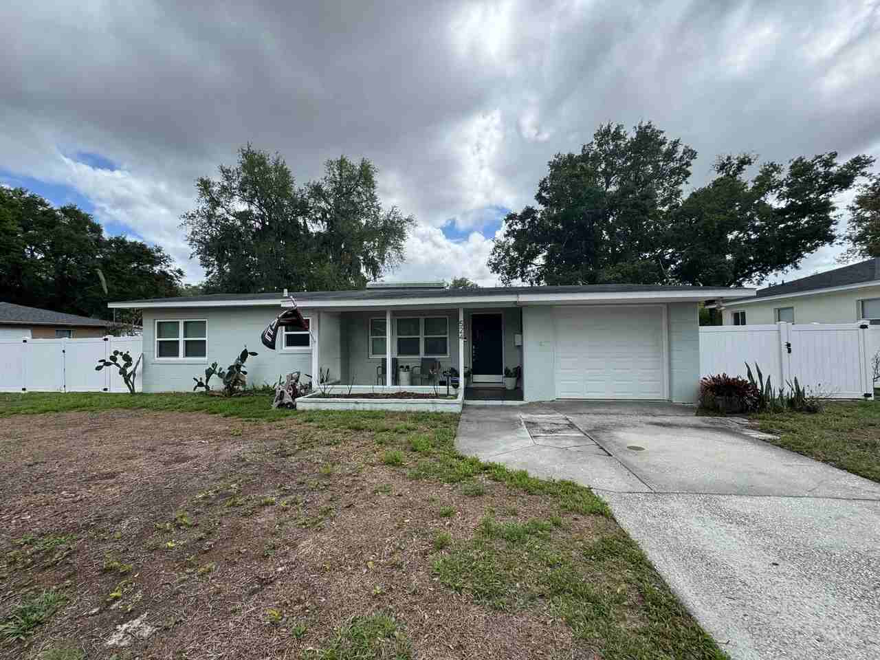 524 W Belvedere St - Photo 6 of 17