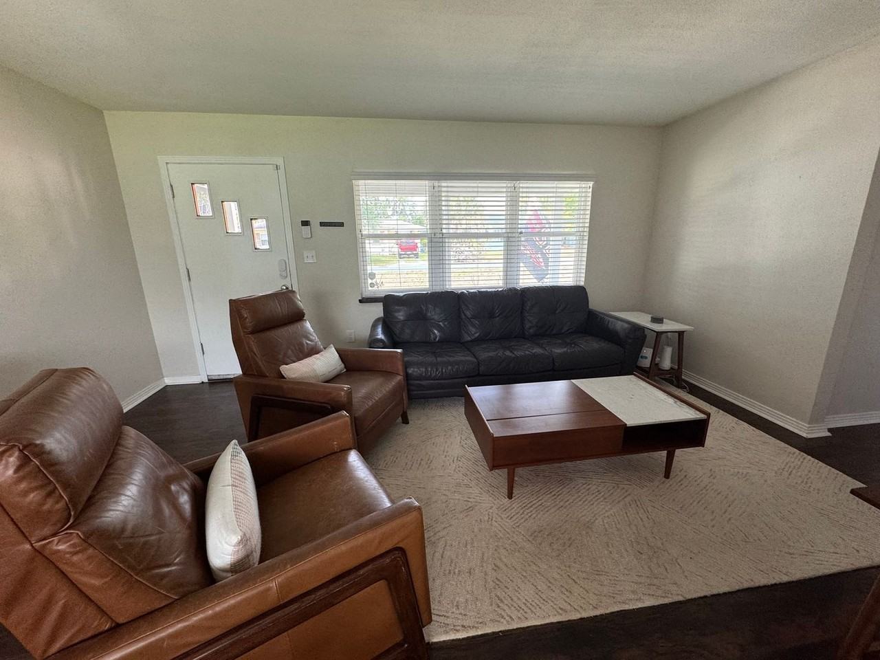 524 W Belvedere St - Photo 7 of 17