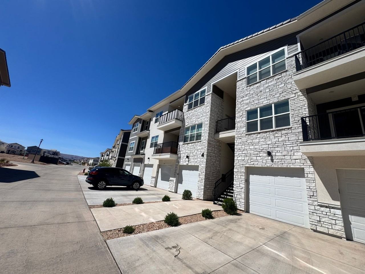 6051 S Silver Birch Ln #4-303 - Photo 2 of 50