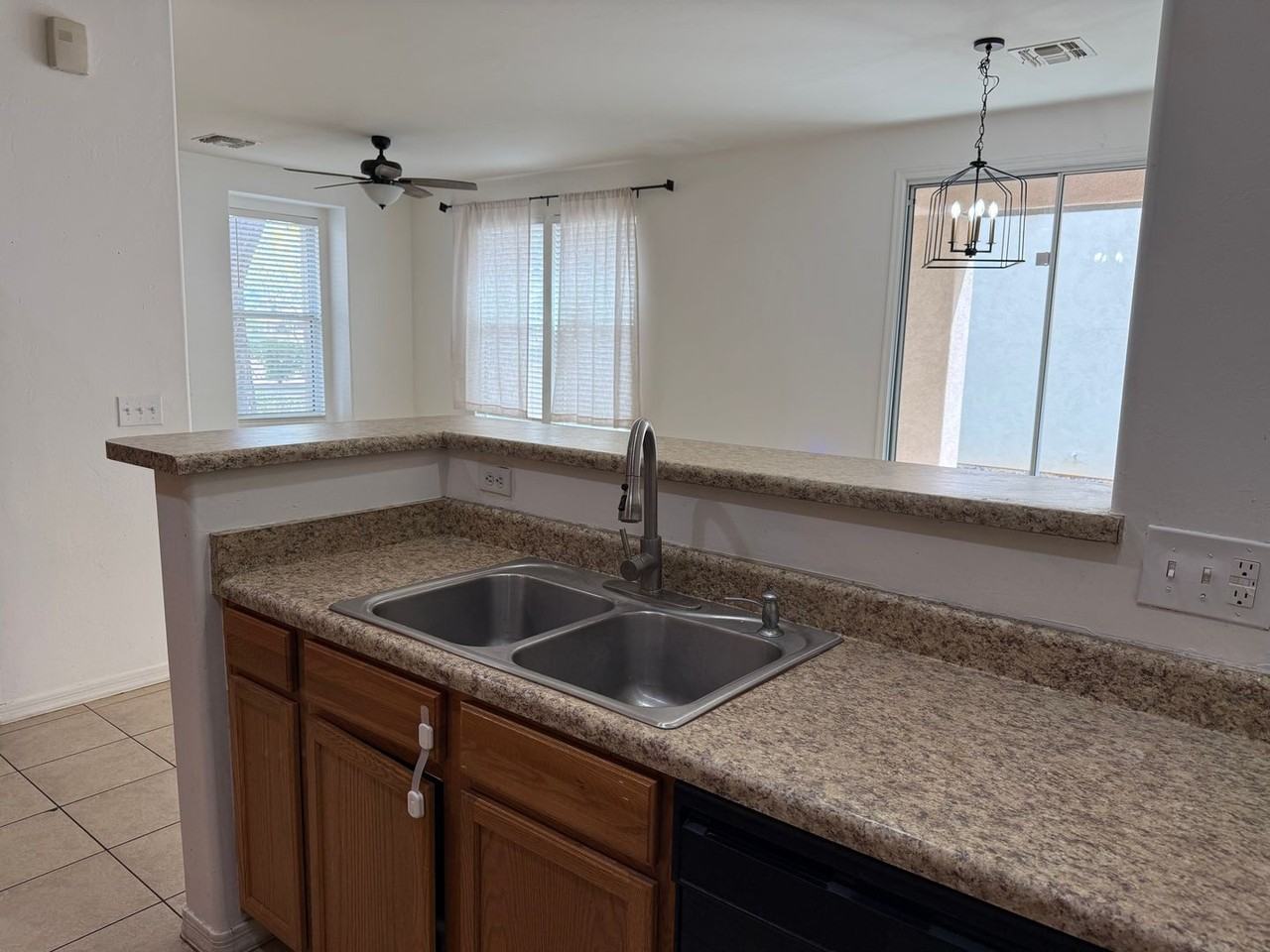 281 W Paseo Celestial - Photo 4 of 21