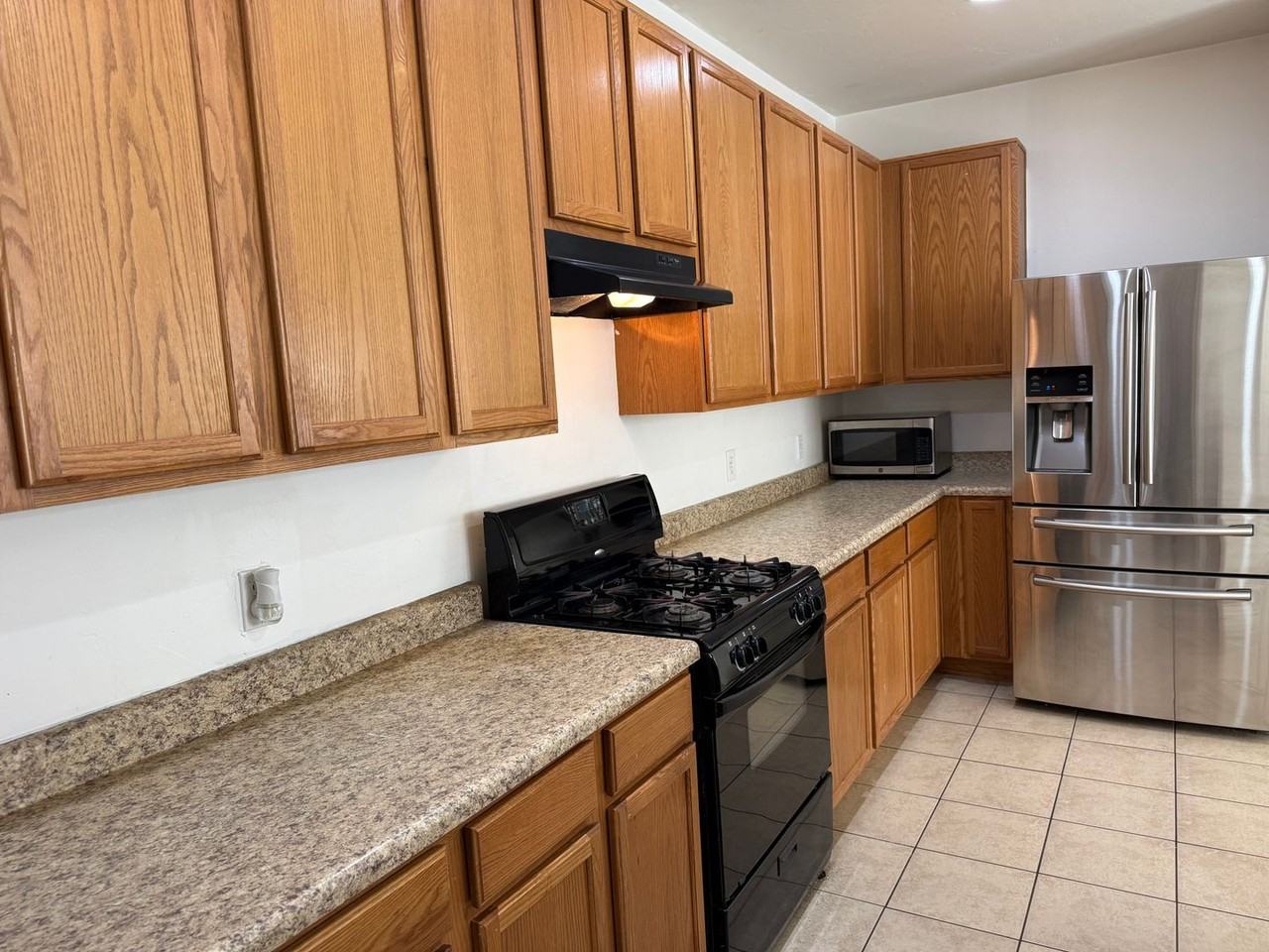 281 W Paseo Celestial - Photo 5 of 21