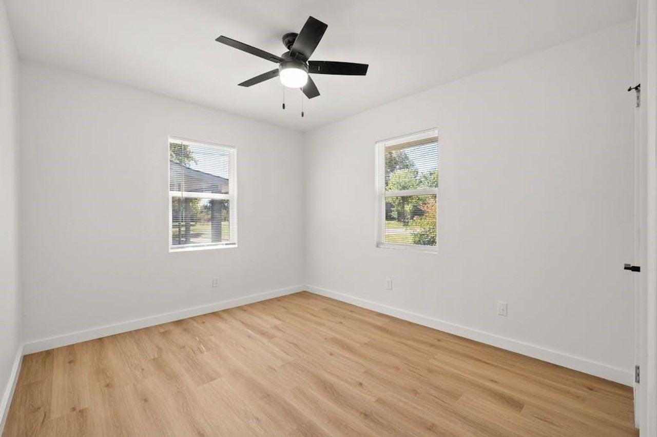 200 Chaparral Rd - Photo 5 of 10