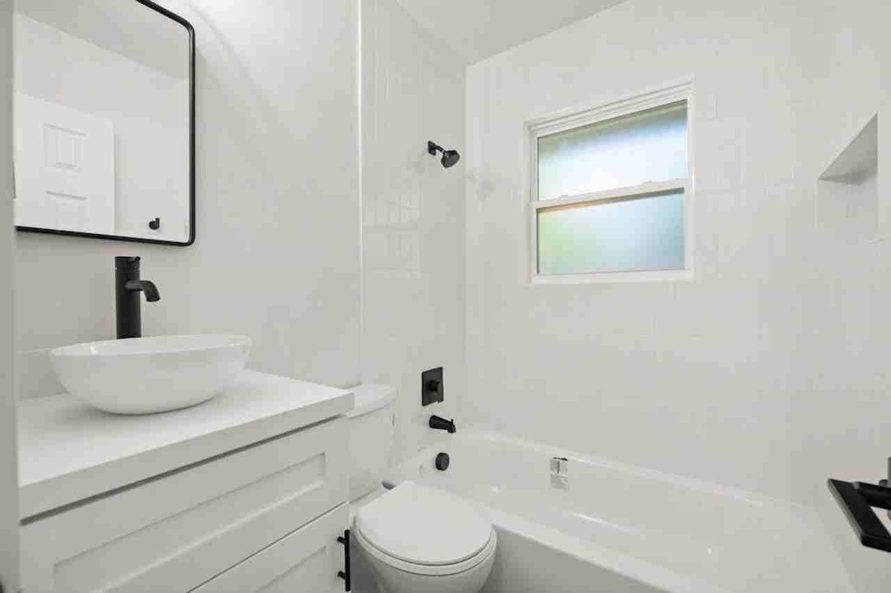 200 Chaparral Rd - Photo 6 of 10