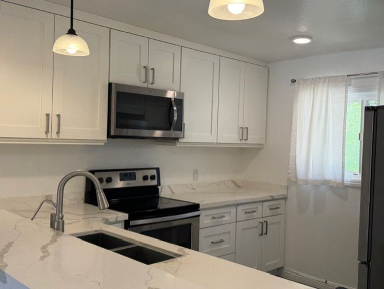 2940 N Verdugo Rd #323 - Photo 3 of 20