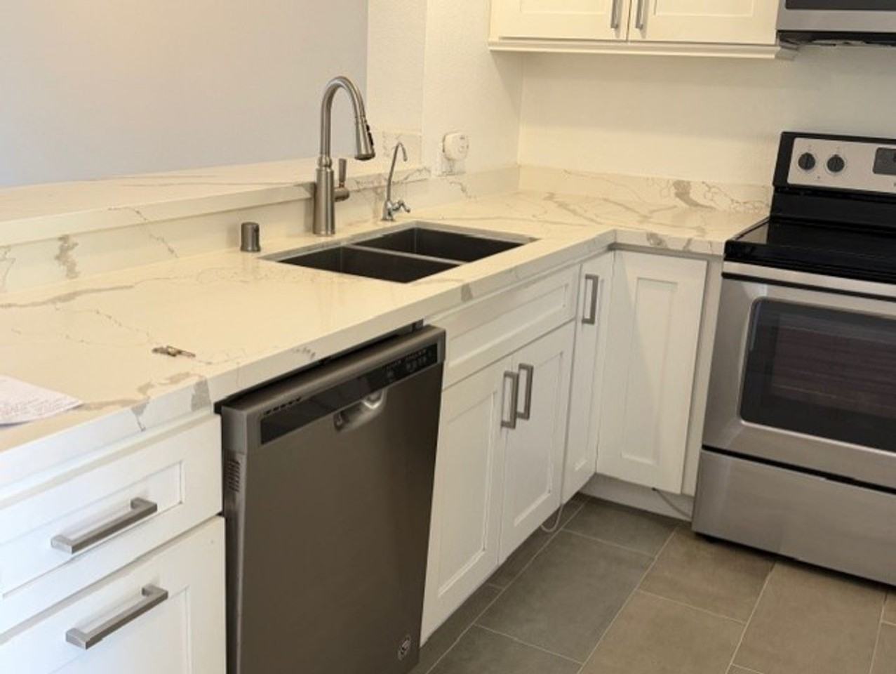 2940 N Verdugo Rd #323 - Photo 6 of 20