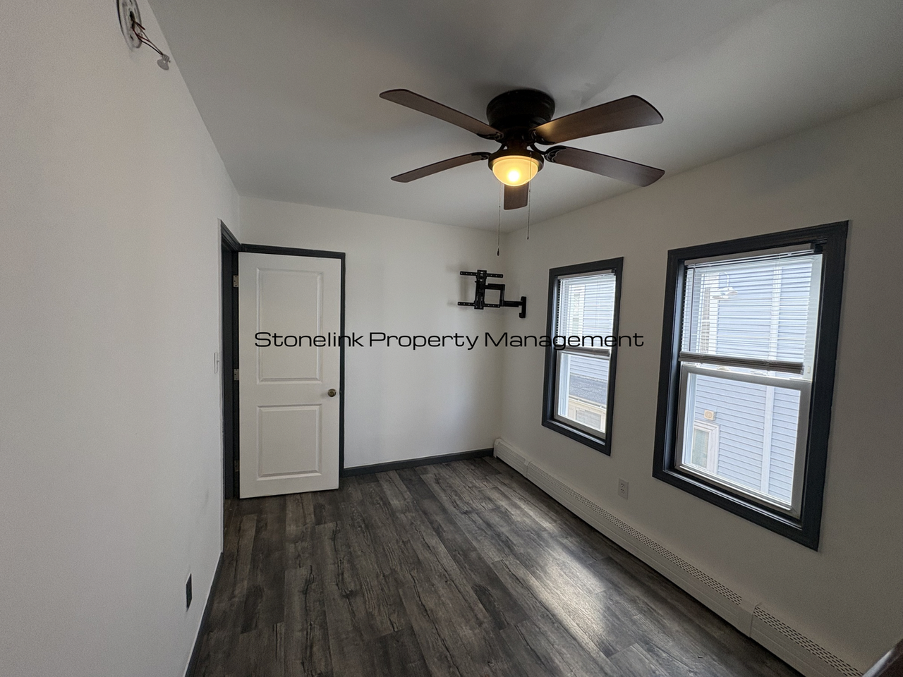 55 Paradis Ave - Photo 5 of 10