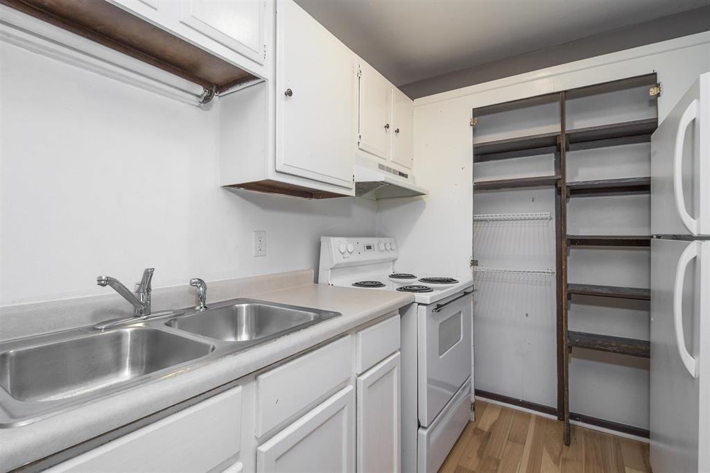 1230 East Dayton Street, Unit 4 - Photo 5 of 9